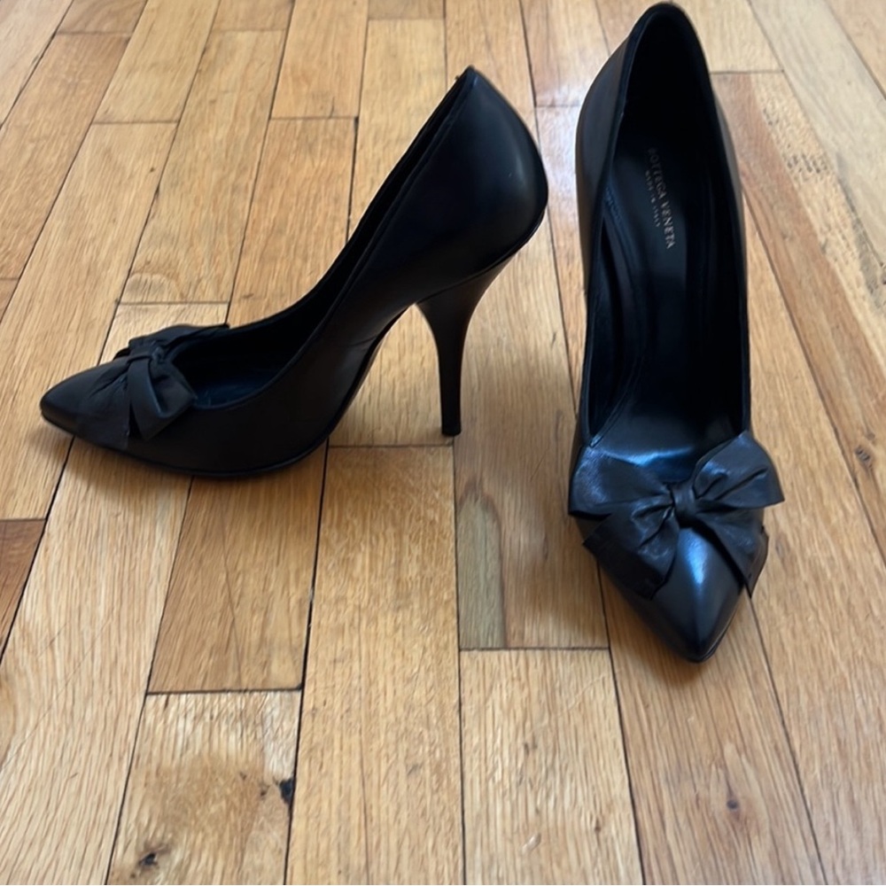 Bottega Veneta Bow Pumps Heel